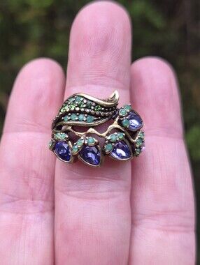 Heidi Daus Leaf Blue Fruit Berries Berry Crystal Ring Size 8 Retired Rare